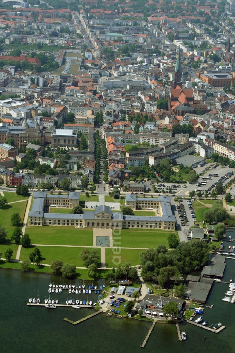 Aerial photograph Schwerin - Building of stables Marstall in Schwerin in Mecklenburg-Western Pomerania