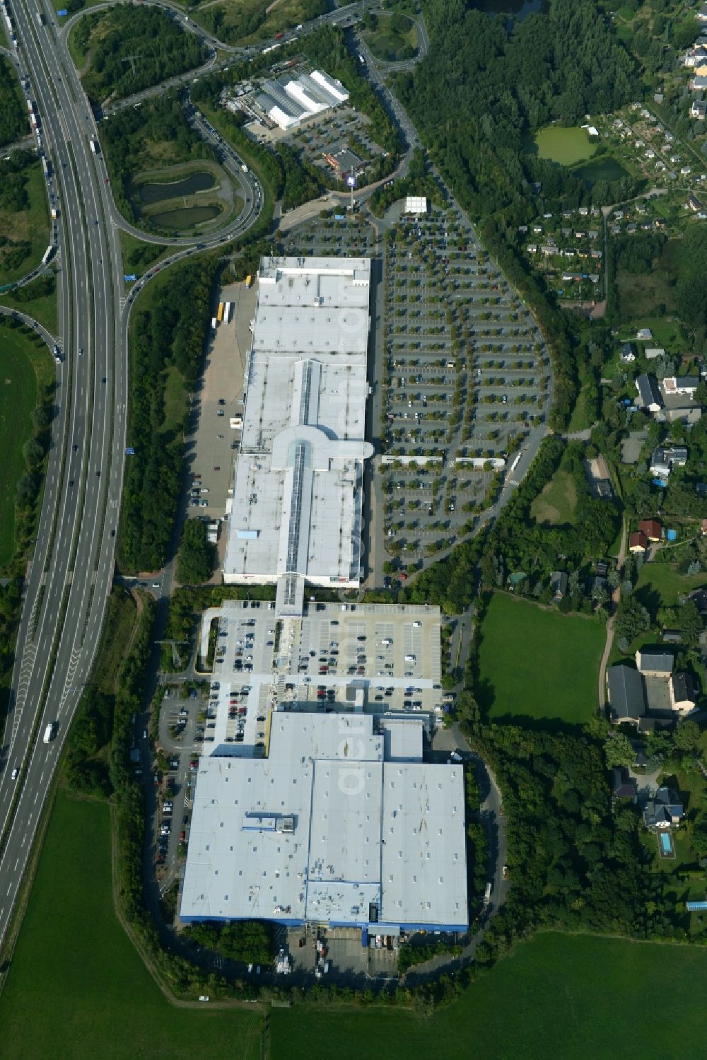 Chemnitz from the bird's eye view: Building of the store - furniture market IKEA Einrichtungshaus im Neefepark in Chemnitz in the state Saxony