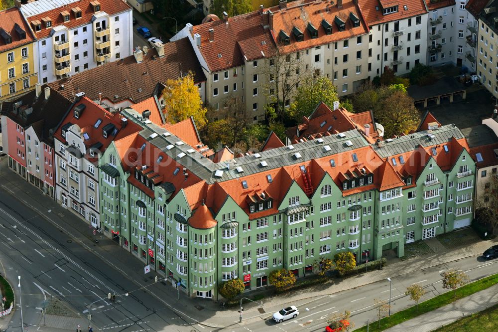 München from above - Building of a multi-family residential building on street Bodenseestrasse in the district Pasing-Obermenzing in Munich in the state Bavaria, Germany