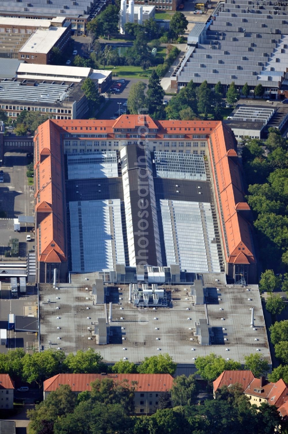 Berlin from the bird's eye view: Building 70 on the area of the Mercedes-Benz plant in the district Marienfelde of Berlin