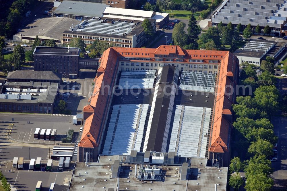 Aerial image Berlin - Building 70 on the area of the Mercedes-Benz plant in the district Marienfelde of Berlin