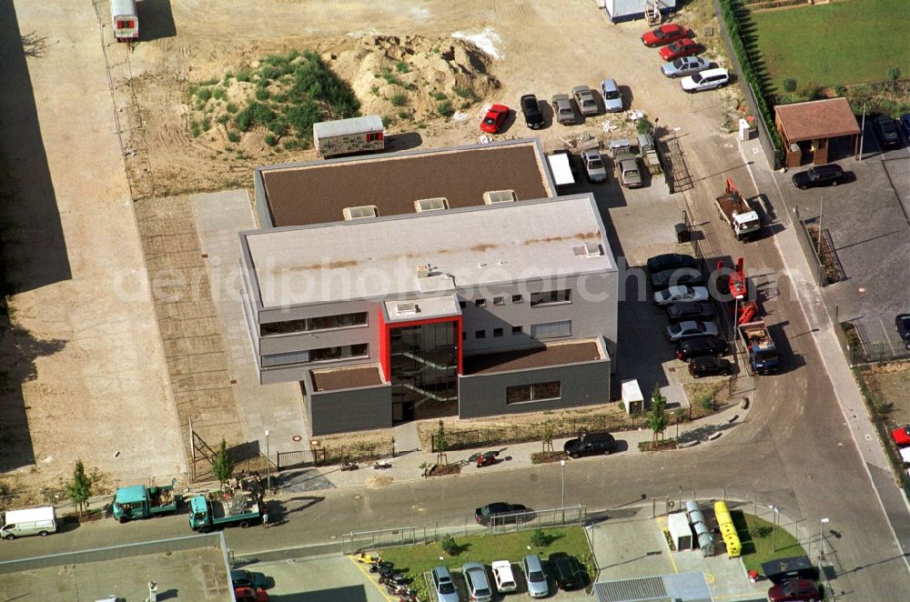 Aerial photograph Berlin - Building the MT.DERM GmbH (formerly MediUm - Tech) at the Gustav-crown-Straße in Berlin