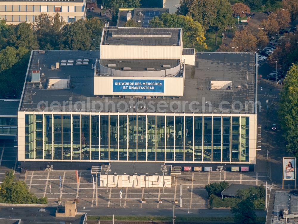 Aerial photograph Gelsenkirchen - Building of the concert hall and theater playhouse Musiktheater im Revier Gelsenkirchen in Gelsenkirchen in the state North Rhine-Westphalia, Germany