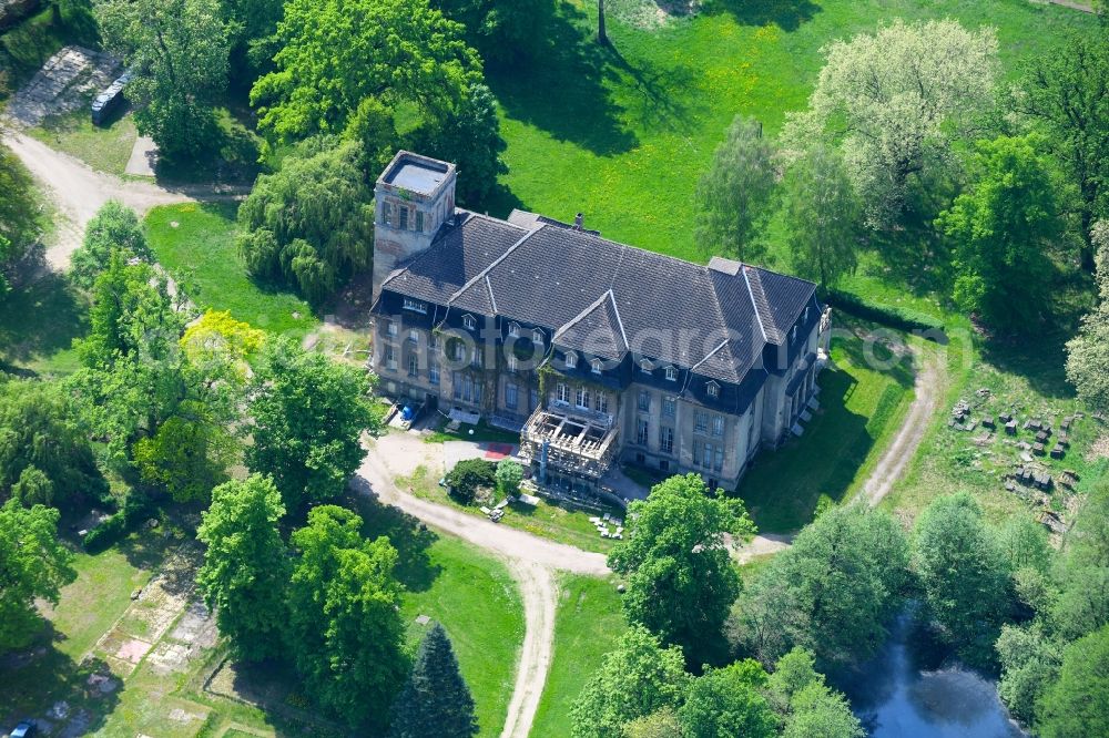 Aerial photograph Börnicke - Buildings and parks at the mansion of the farmhouse in Boernicke in the state Brandenburg, Germany