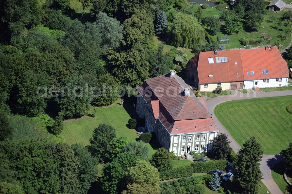 Aerial photograph Rumpshagen - Buildings and parks at the mansion of the farmhouse in Rumpshagen in the state Mecklenburg - Western Pomerania