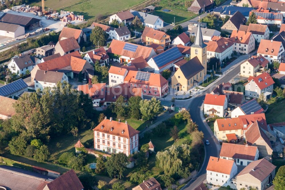 Sambach from the bird's eye view: Buildings and parks at the mansion of the farmhouse in Sambach in the state Bavaria, Germany