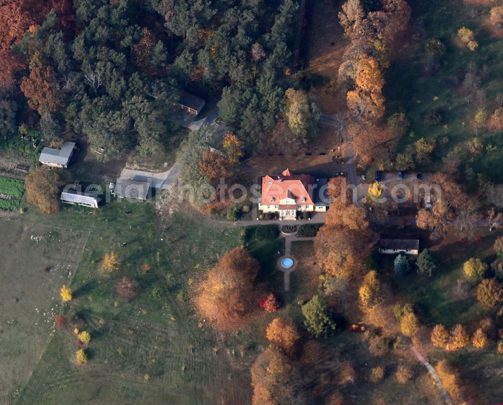 Schorfheide from above - Buildings and parks at the mansion of the farmhouse in Schorfheide in the state Brandenburg