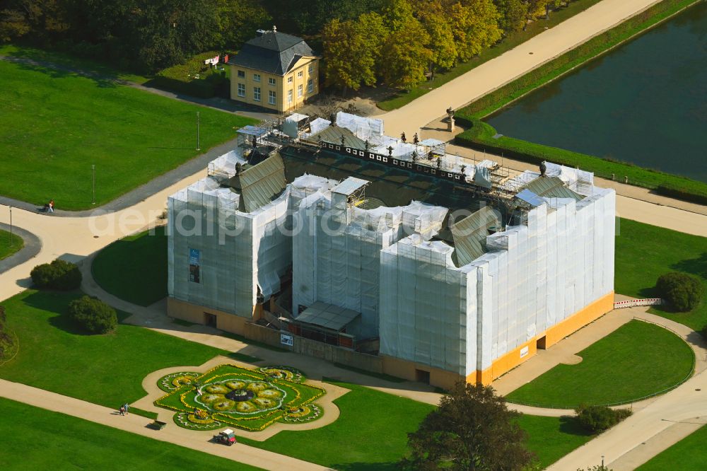 Aerial image Dresden - Renovation work on the building and park facilities of the manor house Palais - Grosser Garten in Dresden in the federal state of Saxony, Germany