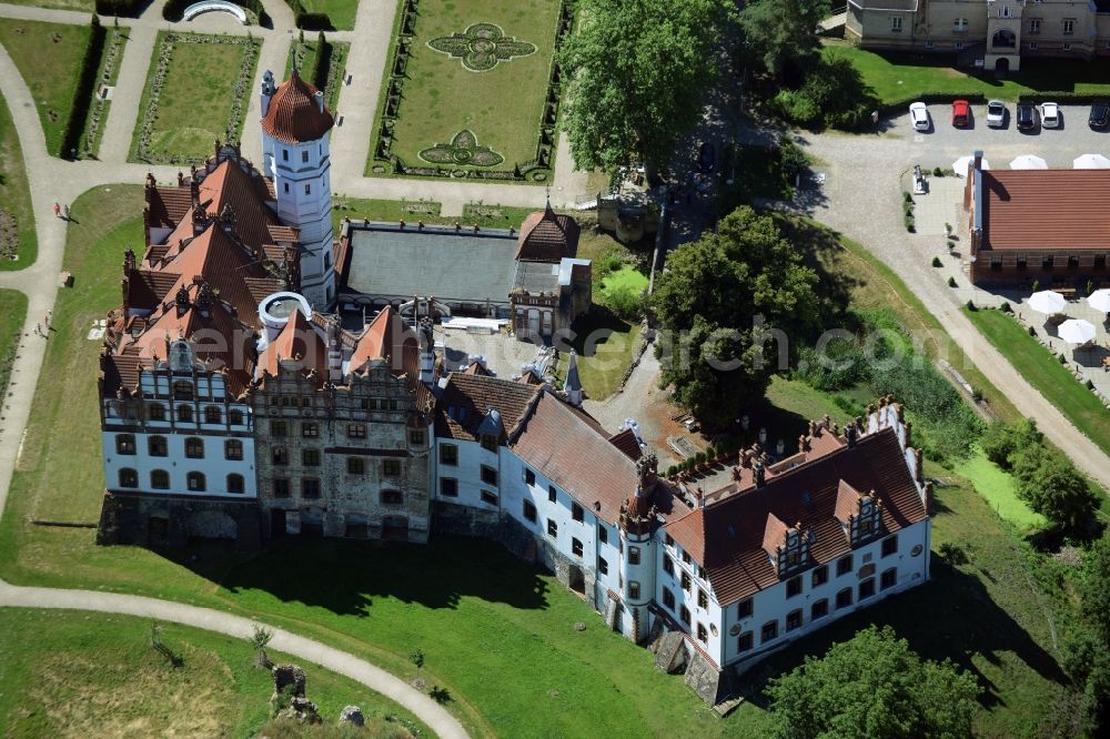 Basedow from above - Building and Castle Park Castle in Basedow in the state Mecklenburg - Western Pomerania