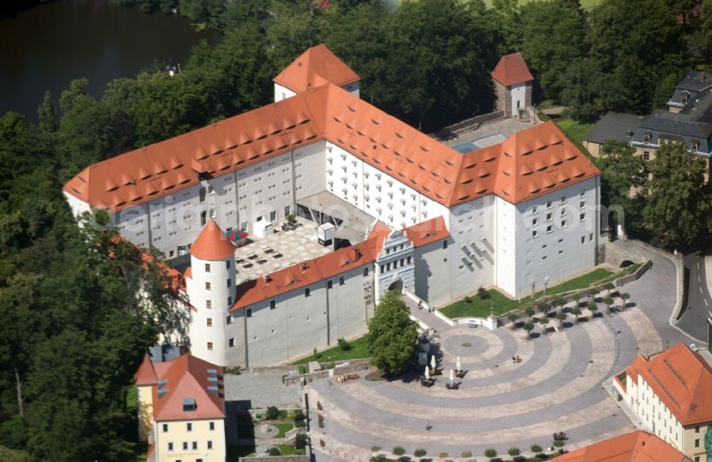 Aerial photograph Freiberg - Building and Castle Park Schloss Freudenstein in Freiberg in the state Saxony. In the restored Renaissance Castle is today one of the largest mineral and housed the mountain archive Freiberg