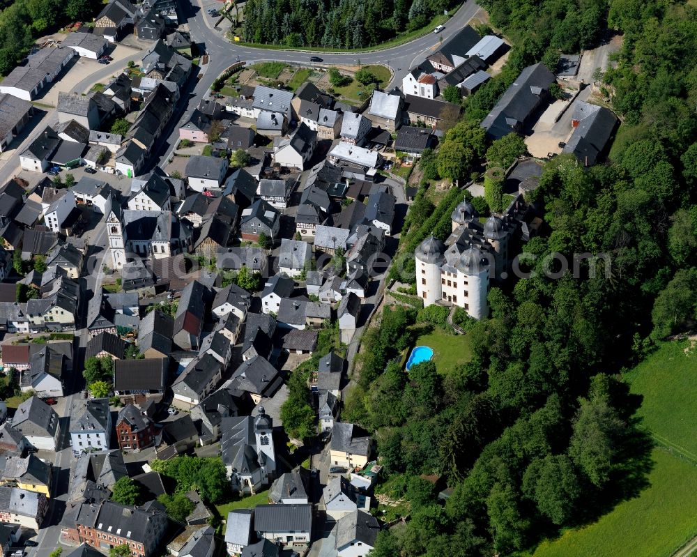 Aerial photograph Gemünden - Building and Castle Park Castle Gemuenden in Gemuenden in the state Rhineland-Palatinate