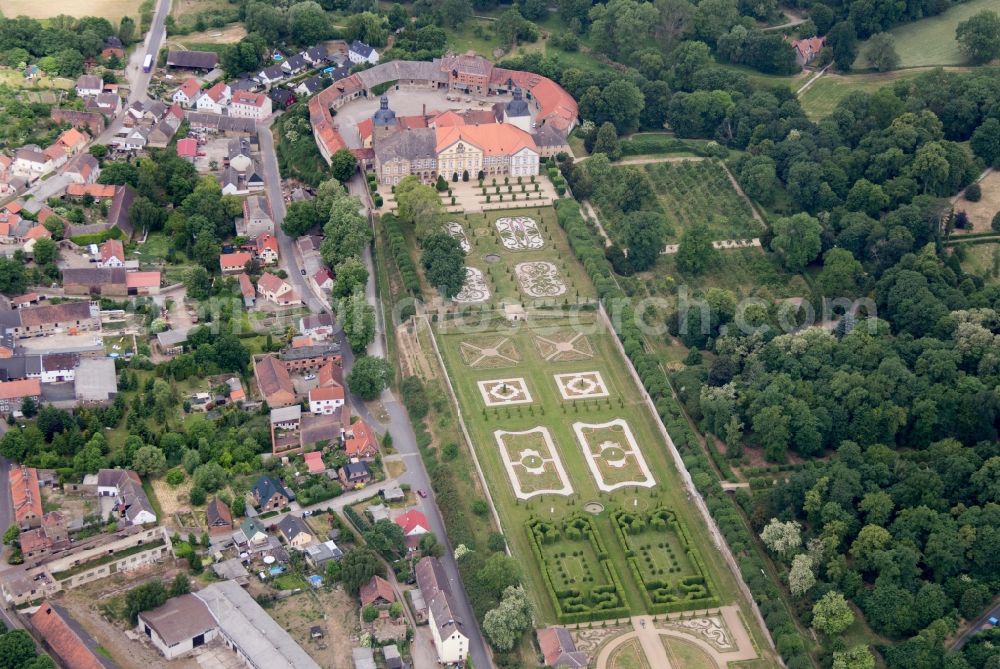 Haldensleben from above - Building and Castle Park Castle Hundisburg in Haldensleben in the state Saxony-Anhalt