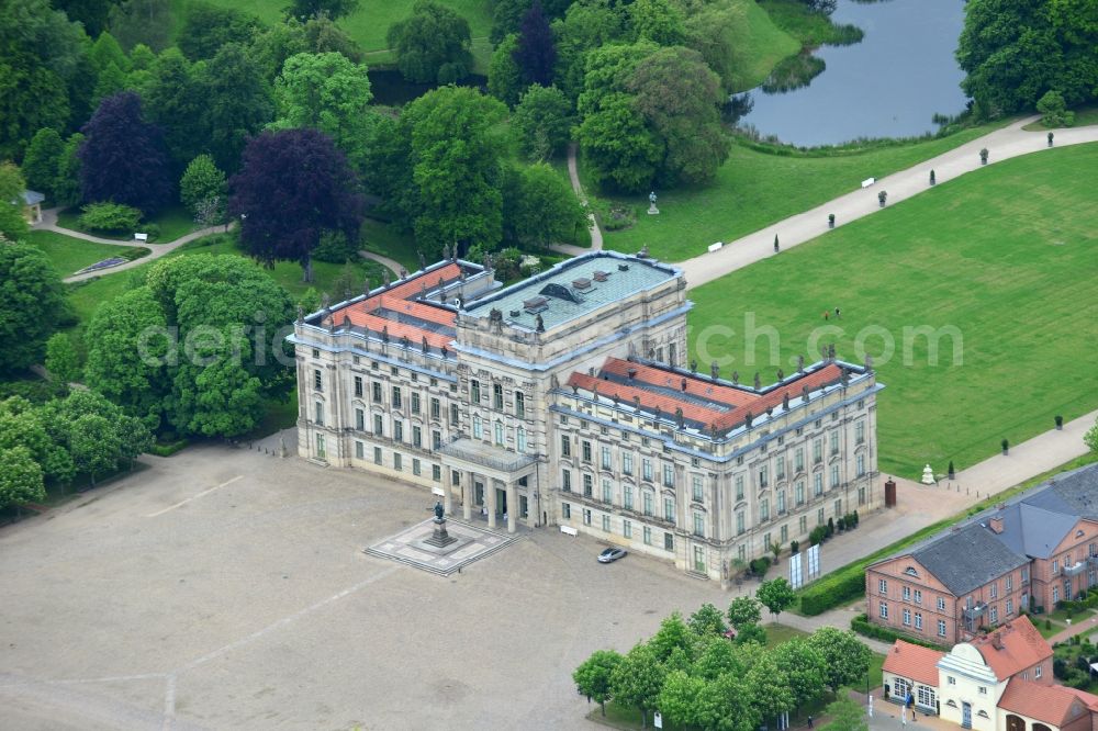 Aerial photograph Ludwigslust - Building and Castle Park Castle Ludwigslust in the state Mecklenburg - Western Pomerania