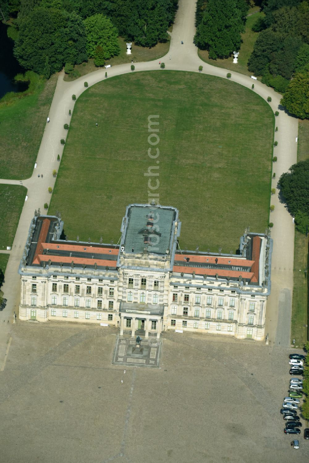 Ludwigslust from the bird's eye view: Building and Castle Park Castle Ludwigslust in the state Mecklenburg - Western Pomerania