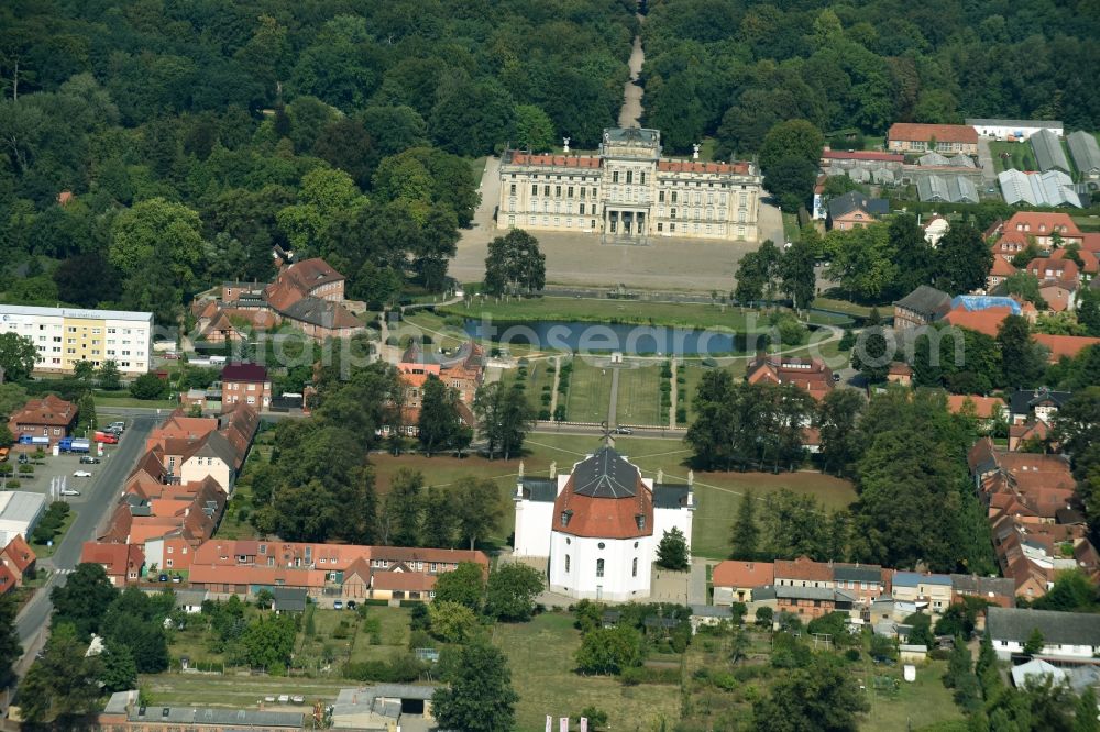 Aerial image Ludwigslust - Building and Castle Park Castle Ludwigslust in the state Mecklenburg - Western Pomerania