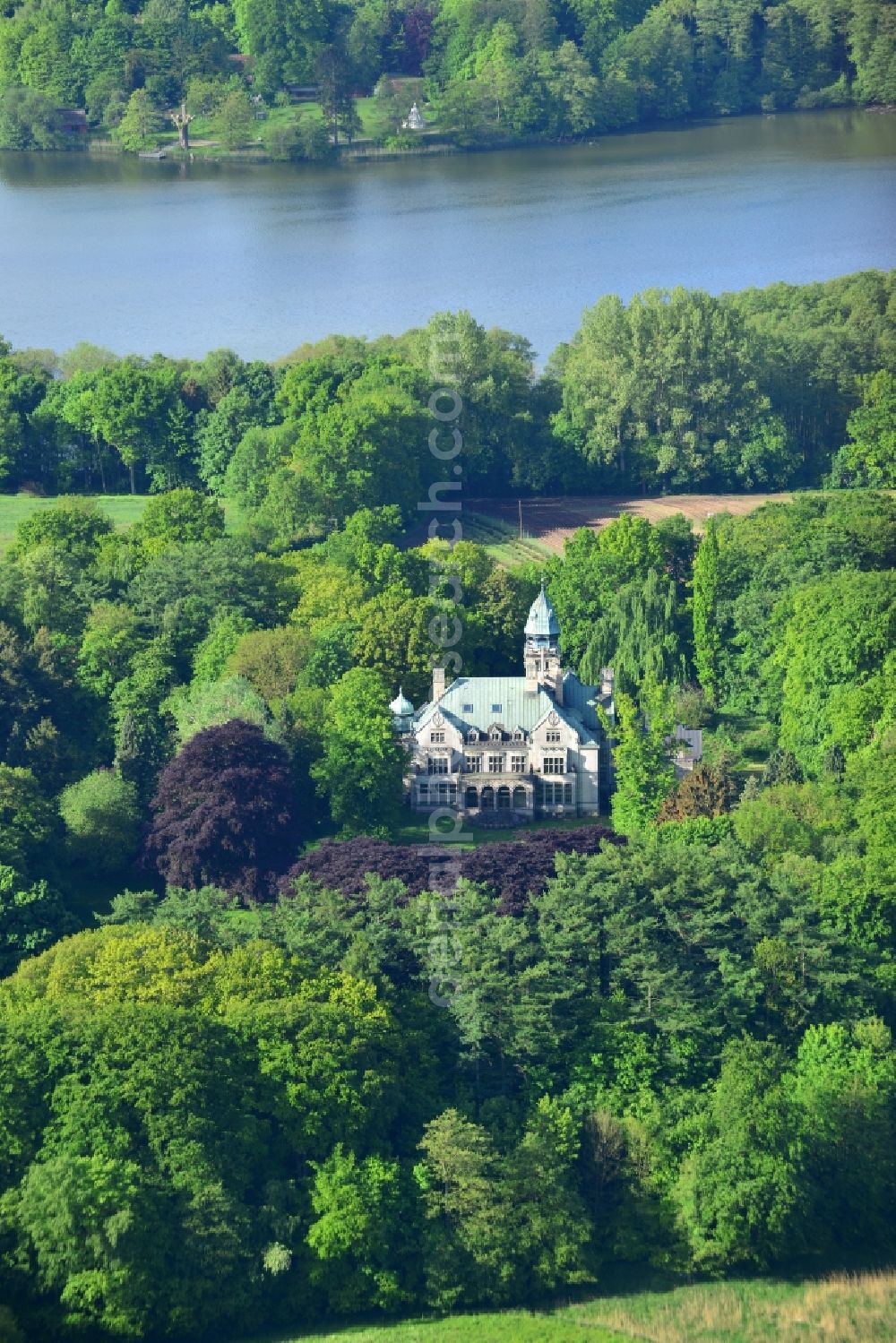 Grabau from above - Buildings and parks of the castle- like Villa Grabau in Schleswig-Holstein