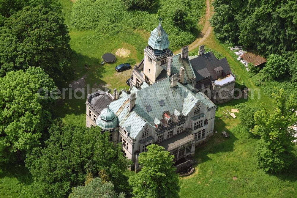 Grabau from above - Buildings and parks of the castle- like Villa Grabau in Schleswig-Holstein