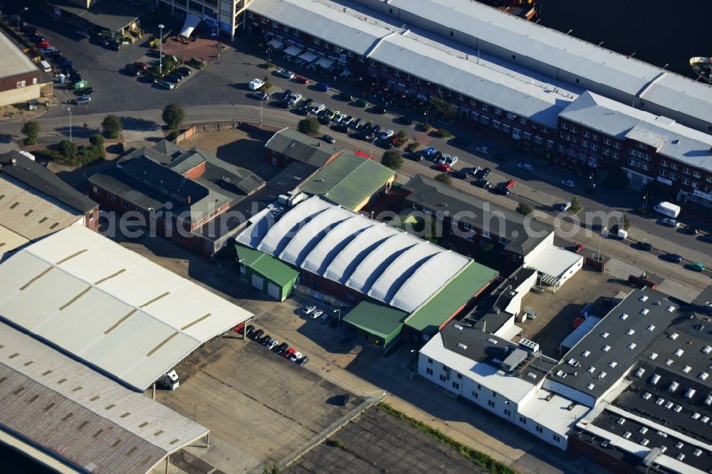 Aerial image Cuxhaven - Buildings and production halls of DAHL HOFF Food on the road Neufeld in the fishing harbor in Cuxhaven in Lower Saxony