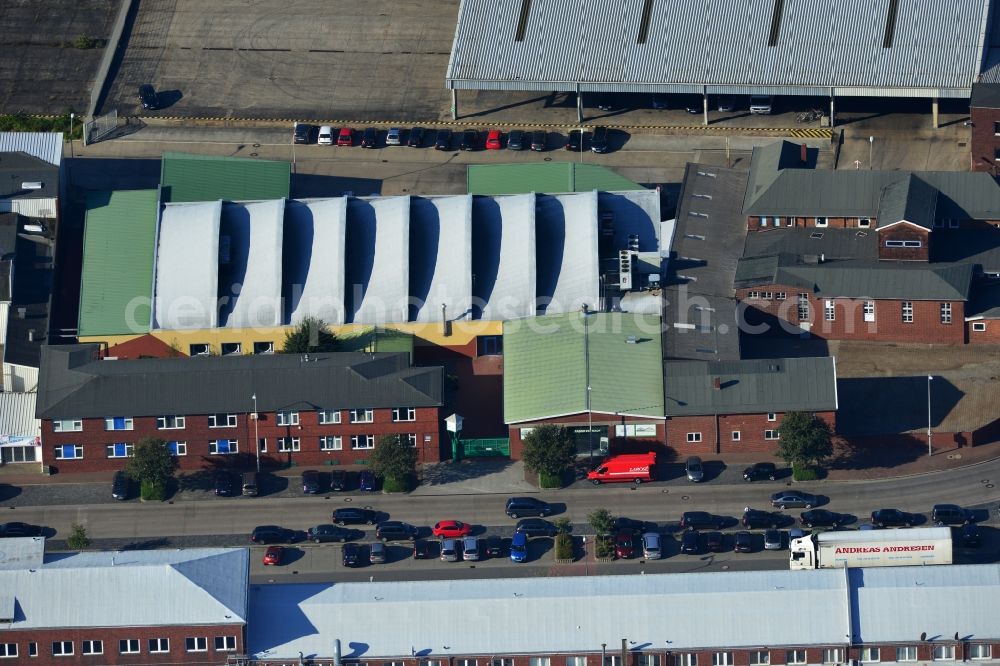 Aerial photograph Cuxhaven - Buildings and production halls of DAHL HOFF Food on the road Neufeld in the fishing harbor in Cuxhaven in Lower Saxony