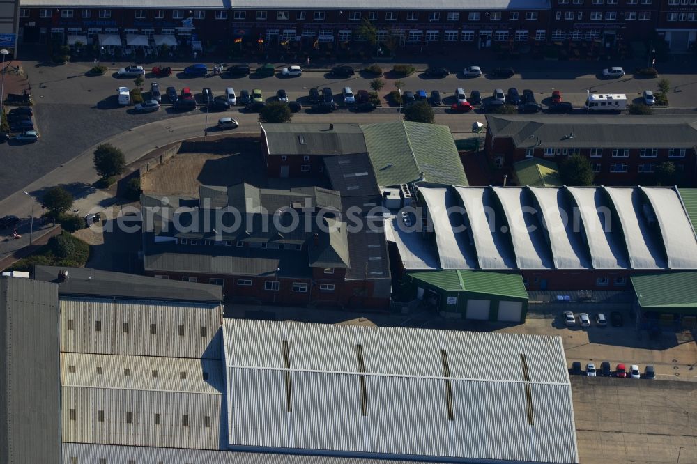 Cuxhaven from above - Buildings and production halls of DAHL HOFF Food on the road Neufeld in the fishing harbor in Cuxhaven in Lower Saxony