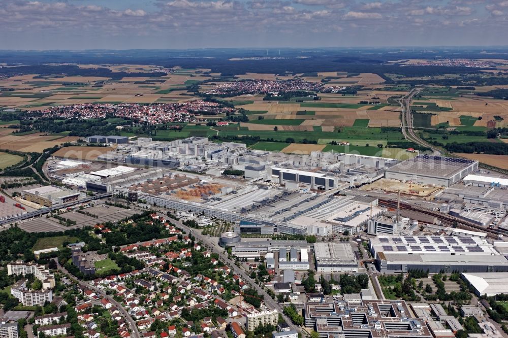 Ingolstadt from the bird's eye view: Building and production halls on the premises of Audi in Ingolstadt in the state Bavaria