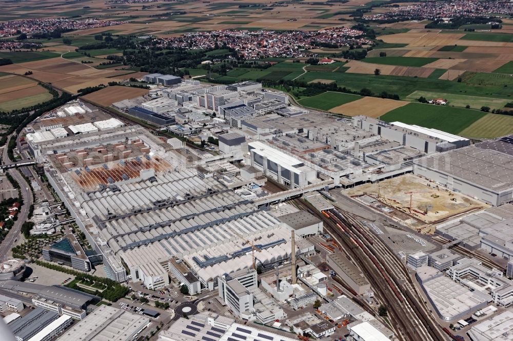 Aerial photograph Ingolstadt - Building and production halls on the premises of Audi in Ingolstadt in the state Bavaria