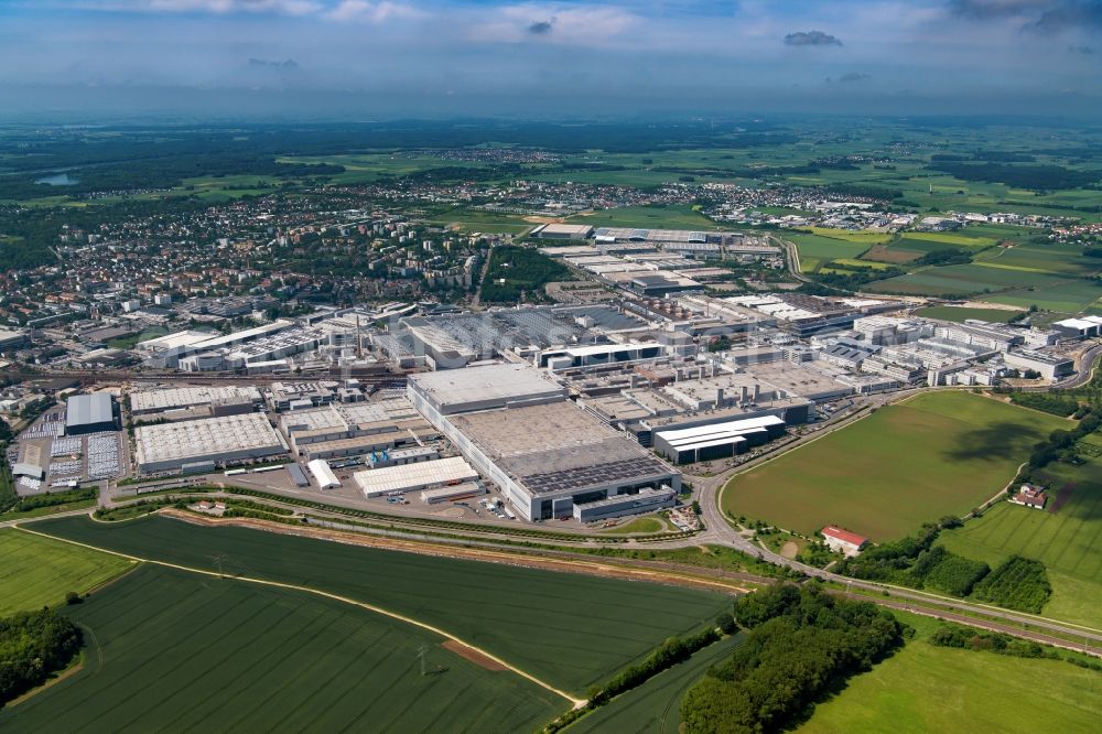 Aerial photograph Ingolstadt - Building and production halls on the premises of Audi in Ingolstadt in the state Bavaria