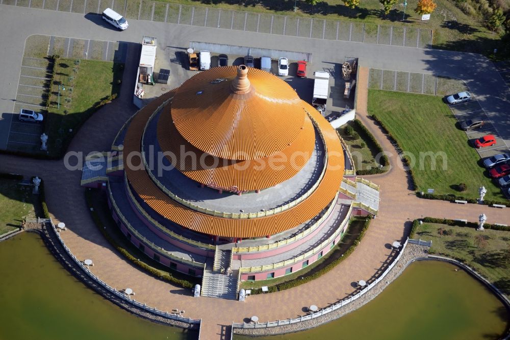 Aerial image Hohen Neuendorf - Building of the restaurant Himmelspagode Himmelspagode an der Oranienburger Strasse in Hohen Neuendorf in the state Brandenburg