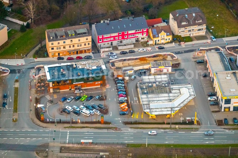 Aerial photograph Bochum - Building of the restaurant McDonald's Restaurant on Alte Wittener Strasse corner - Wittener Strasse in Bochum in the state North Rhine-Westphalia, Germany