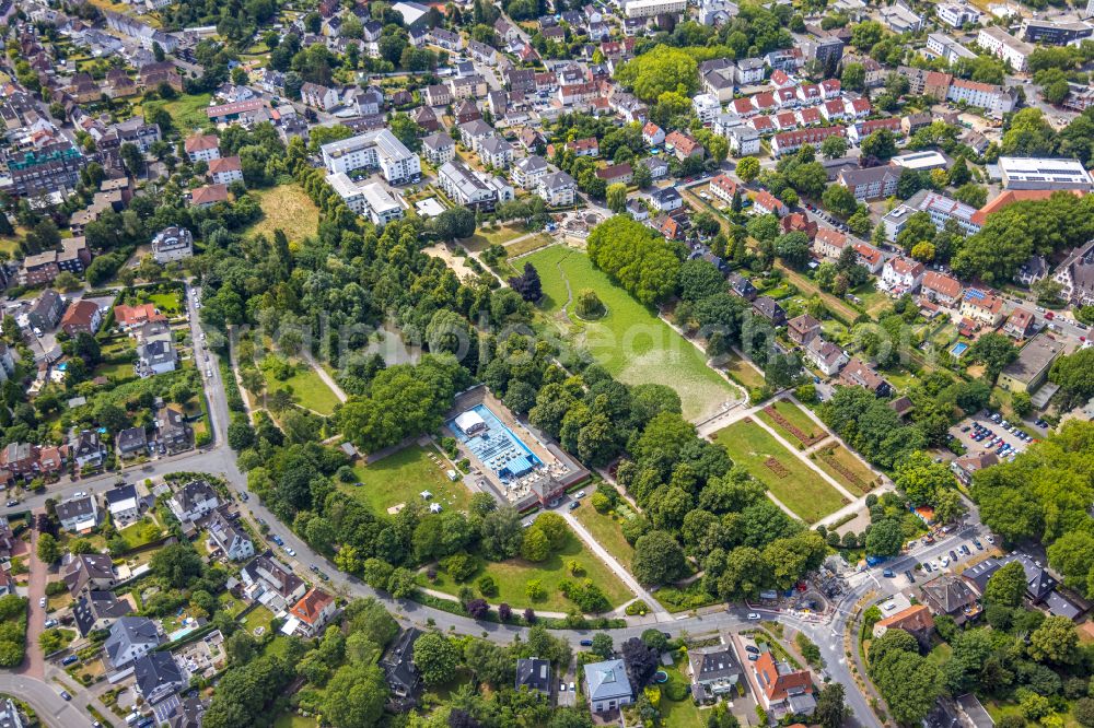 Castrop-Rauxel from above - Building of the restaurant Parkbad Sued - a former outdoor pool on street Am Stadtgarten in the district Obercastrop in Castrop-Rauxel at Ruhrgebiet in the state North Rhine-Westphalia, Germany