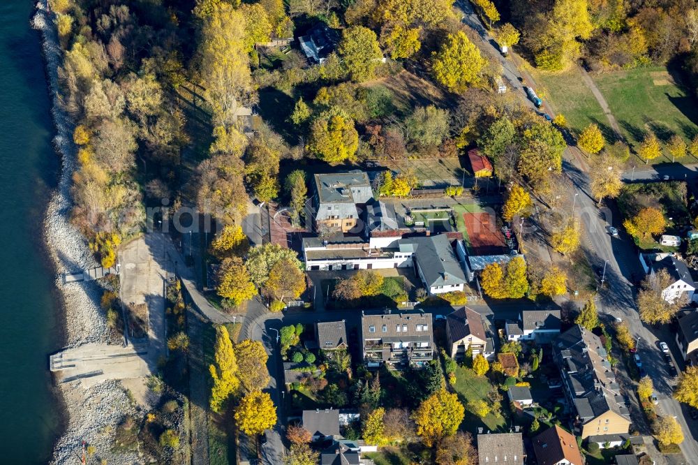 Aerial photograph Duisburg - Building of the restaurant Rheinlust Terrassen on Kalkumer Strasse in Duisburg in the state North Rhine-Westphalia, Germany