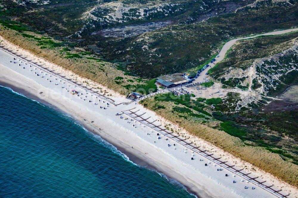 Sylt from the bird's eye view: Building of the restaurant Sansibar in the district Rantum (Sylt) in Sylt on Island Sylt in the state Schleswig-Holstein, Germany