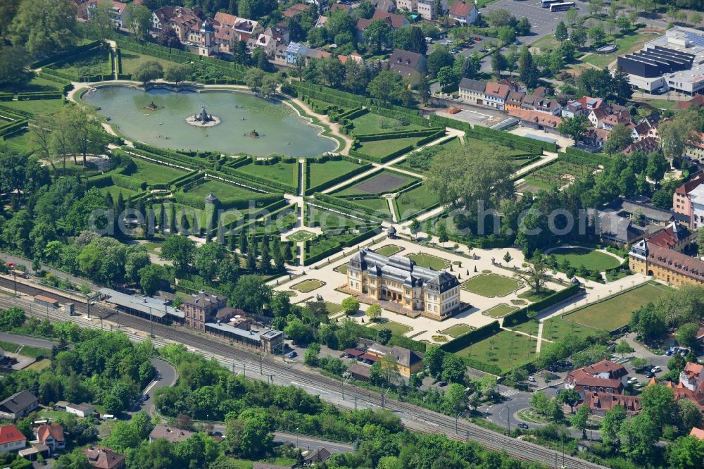 Aerial photograph Veitshöchheim - Building and Castle Park Castle in Veitshoechheim in the state Bavaria