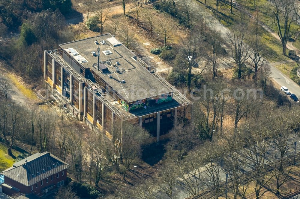 Dortmund from the bird's eye view: Ruin of vacant building on Max-Eyth-Strasse in Dortmund in the state North Rhine-Westphalia, Germany