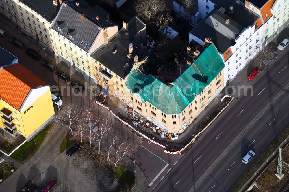 Aerial photograph Halle (Saale) - Ruin of vacant building Volkmannstrasse corner Dzondistrasse in Halle (Saale) in the state Saxony-Anhalt, Germany