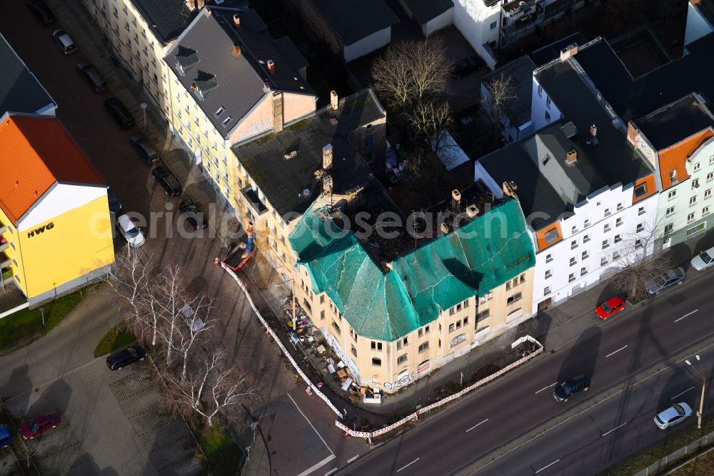 Halle (Saale) from above - Ruin of vacant building Volkmannstrasse corner Dzondistrasse in Halle (Saale) in the state Saxony-Anhalt, Germany