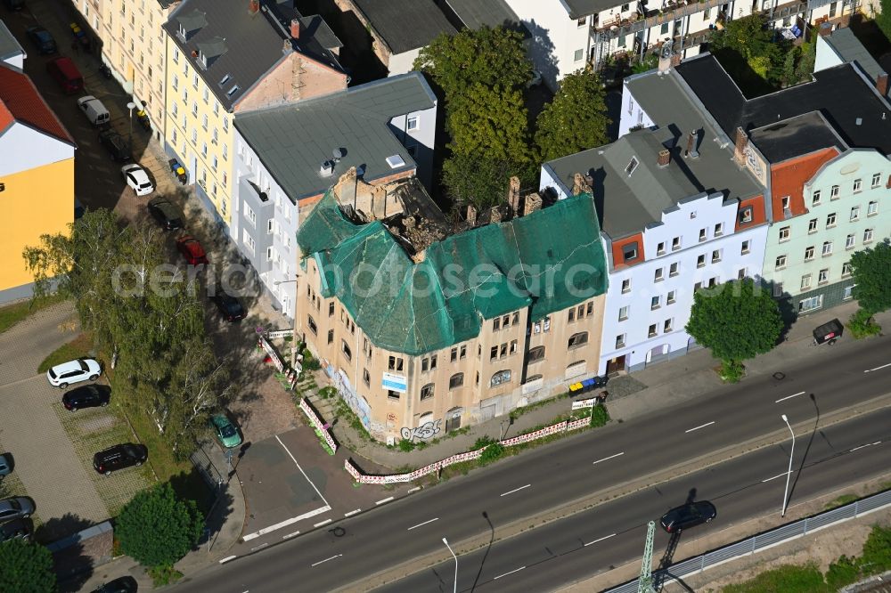 Aerial photograph Halle (Saale) - Ruin of vacant building Volkmannstrasse corner Dzondistrasse in Halle (Saale) in the state Saxony-Anhalt, Germany