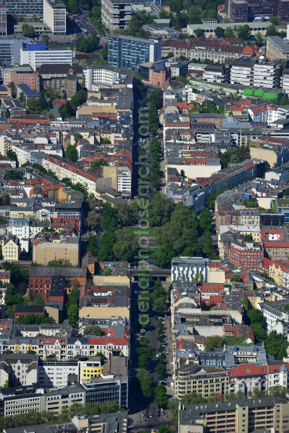 Aerial photograph Berlin - View of Building on Savigny Platz on Kant street in the Charlottenburg district in Berlin