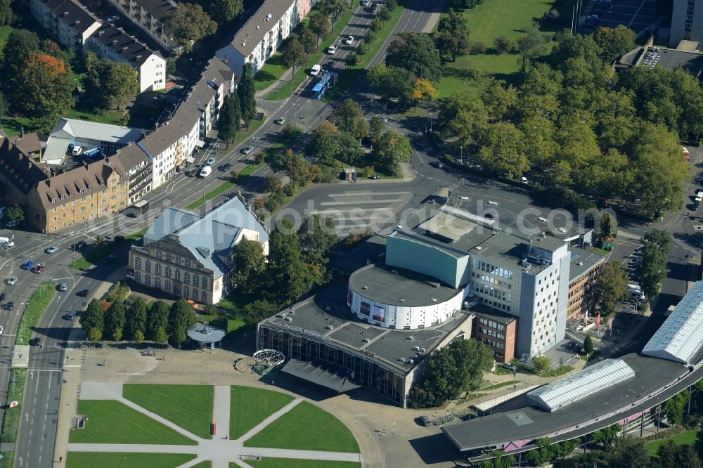 Kassel from above - Building of the theater playhouse Staatstheater on Friedrichsplatz in Kassel in the state of Hesse