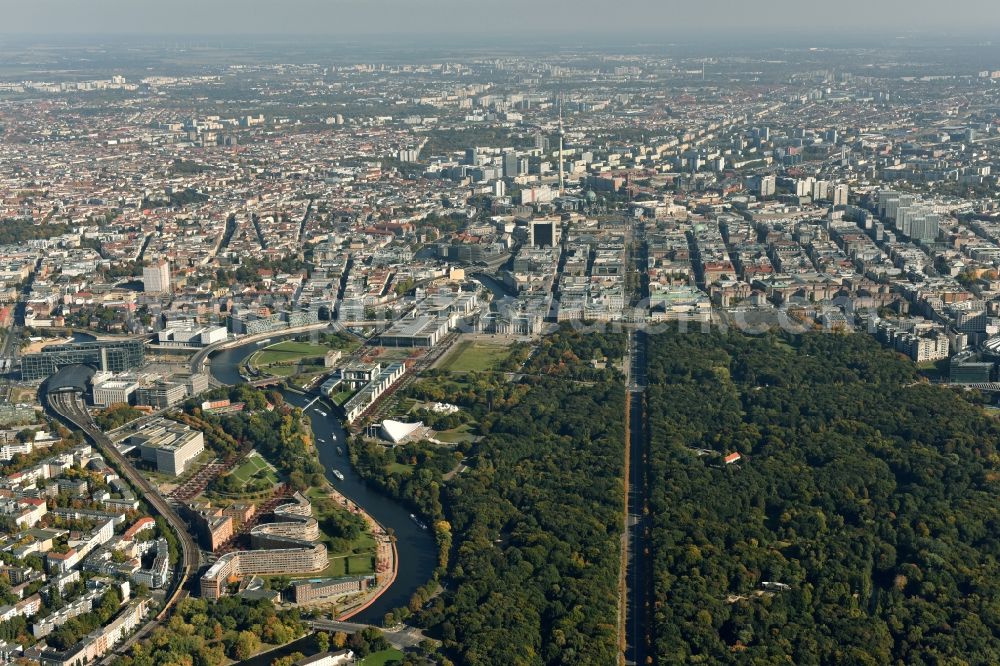 Berlin from the bird's eye view: Site snake-shaped apartment building in Berlin - Moabit