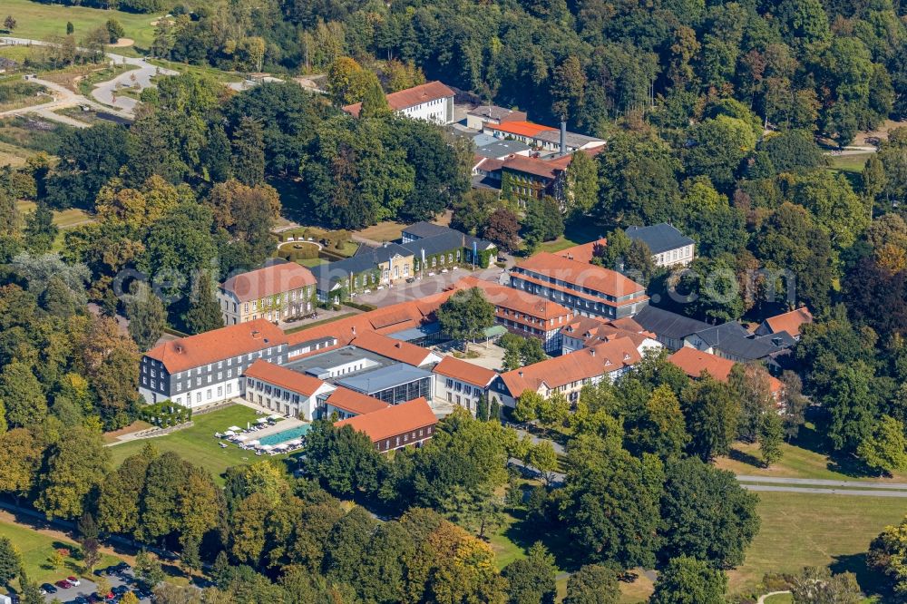 Aerial image Bad Driburg - Castle hotel building Graeflicher Park Health & Balance Resort on Brunnenallee in Bad Driburg in the state North Rhine-Westphalia, Germany