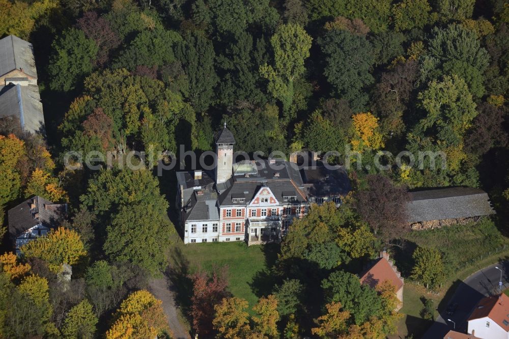 Schulzendorf from above - Building and Castle Park Castle at Dorfstrasse in Schulzendorf in the state Brandenburg