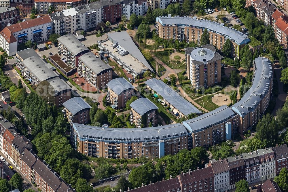 Aerial photograph Kiel - Building of the senior citizen's residential arrangement Gustav treasure court in Kiel in the federal state Schleswig-Holstein, Germany