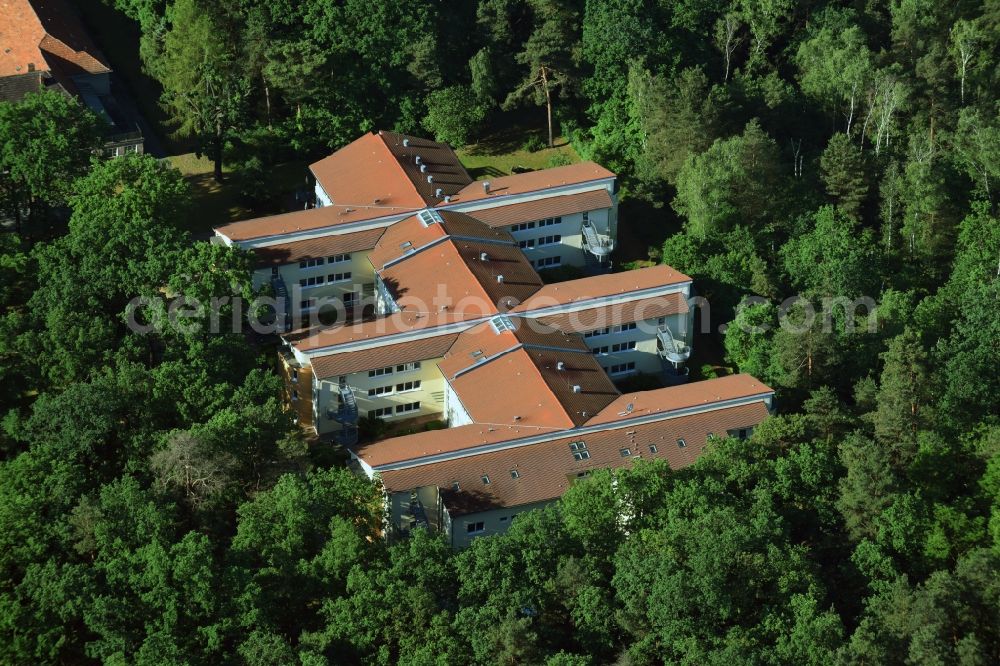 Berlin from the bird's eye view: Building of the retirement center Alpenland Pflegeheime Berlin GmbH on Koepenicker Strasse in the district Marzahn-Hellersdorf in Berlin, Germany