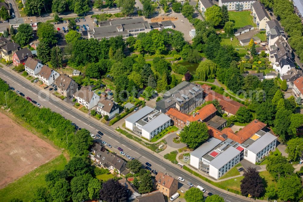 Bochum from above - Building of the retirement center Caritas-Seniorenheim St. Elisabeth v. Thueringen on Berliner Strasse in the district Wattenscheid in Bochum in the state North Rhine-Westphalia, Germany