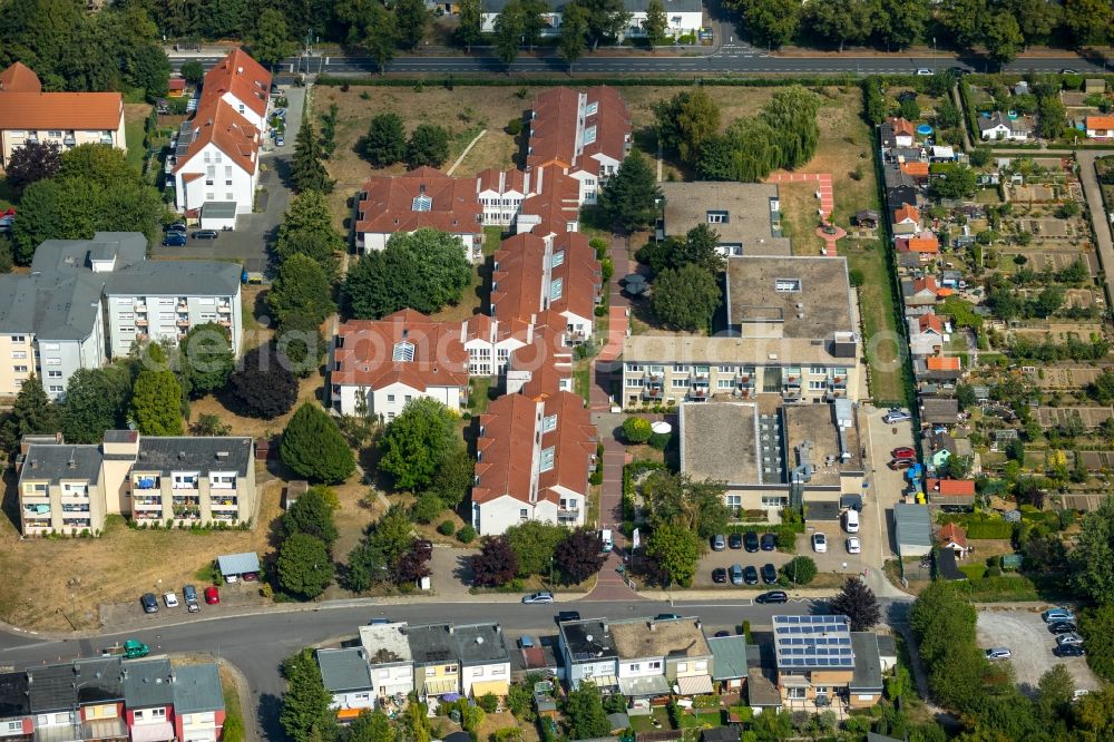 Aerial photograph Bergkamen - Building of the retirement center Hermann-Goerlitz-Seniorenzentrum on Marie-Juchacz-Strasse in Bergkamen in North Rhine-Westphalia, Deurschland