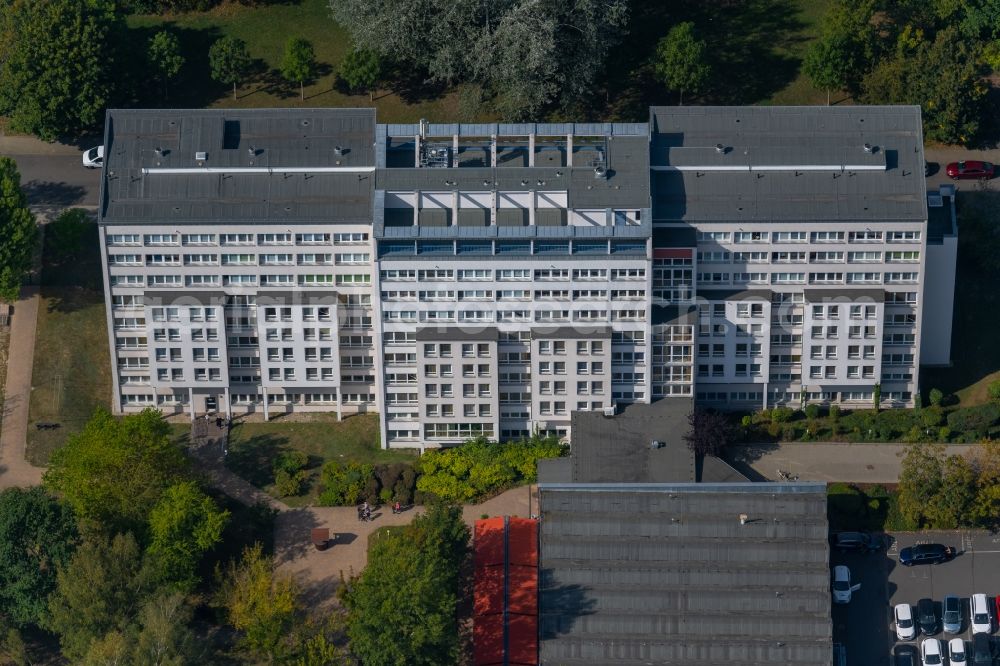 Leipzig from the bird's eye view: Building of the retirement center Dr. Margarete Blank in the district Thekla in Leipzig in the state Saxony, Germany