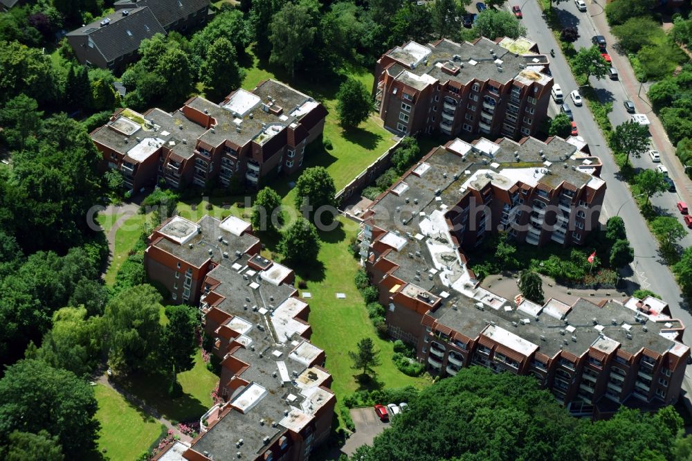 Hamburg from the bird's eye view: Building of the retirement center of Rosenhof Seniorenwohnanlage in the district Altona in Hamburg, Germany