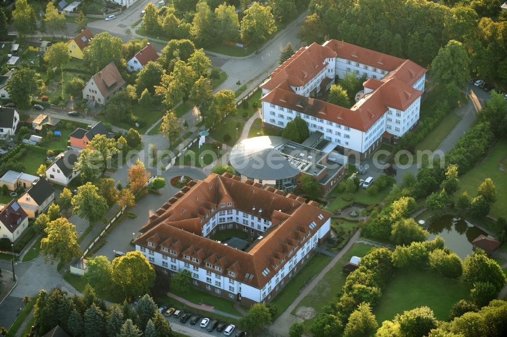 Aerial image Aschersleben - Building of the retirement center Senioren-Wohnpark Aschersleben on Askanierstrasse in Aschersleben in the state Saxony-Anhalt, Germany