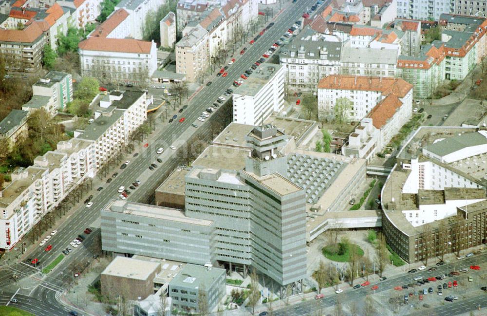 Aerial photograph Berlin - Charlottenburg - Gebäude des SFB am Theodor-Heuss-Platz in Charlottenburg.